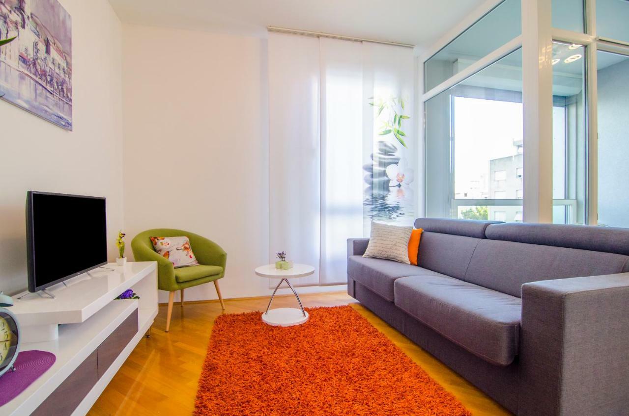 Split Apartment Sinisa Exteriör bild